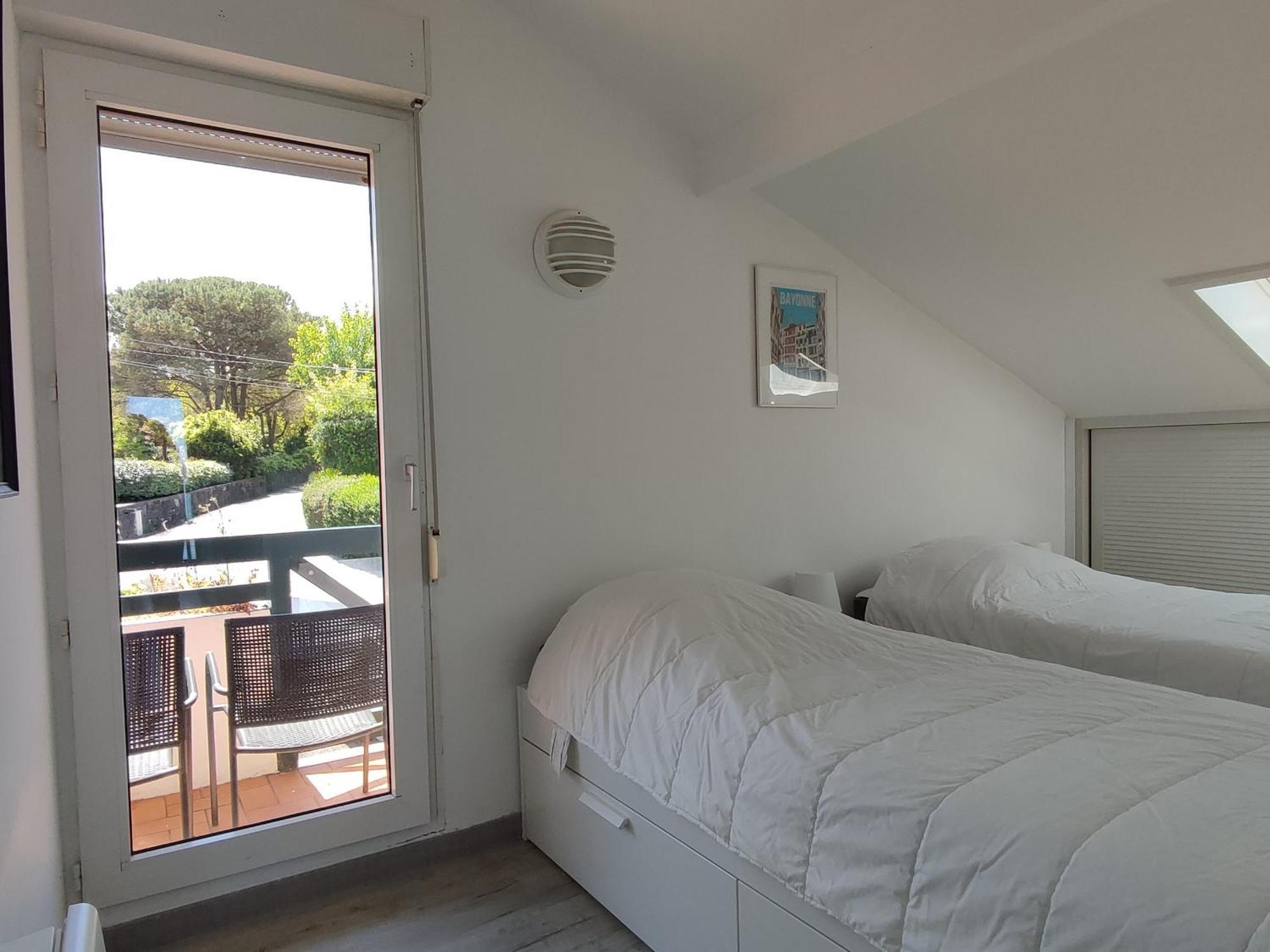 Appartement T4 Hendaye A Deux Pas De La Plage Avec Parking Prive - Fr-1-239-666 Экстерьер фото